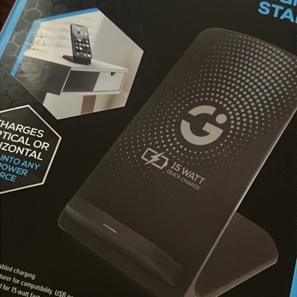 Smart gear fast wireless charging stand USB POWERED SMARTPHONE WIRELESS CHARGER - Picture 3 of 6